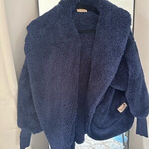 Cozy Navy Faux-Sherpa Jacket